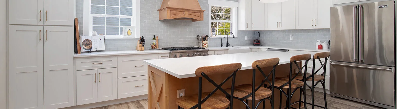 Completed white cabinet kitchen