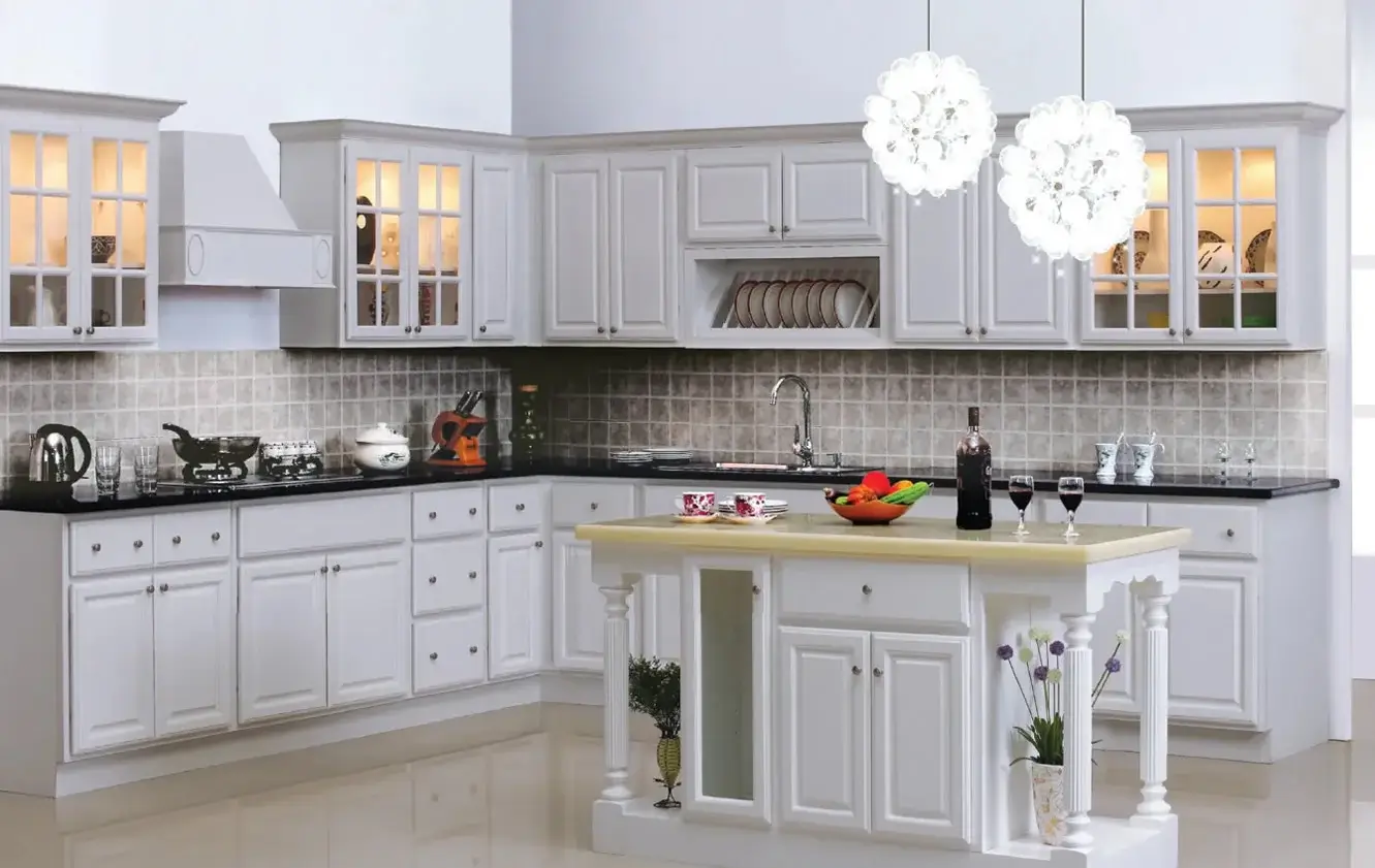 Cambridge White cabinetry