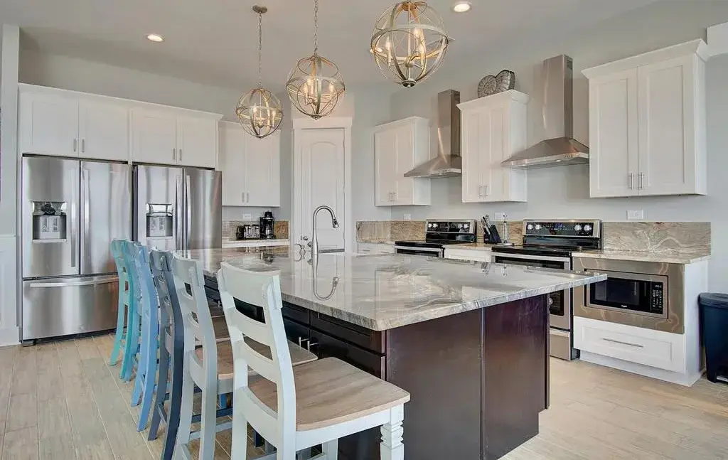 Classic White Shaker cabinetry