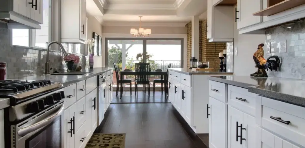 Metro White Shaker collection view 4